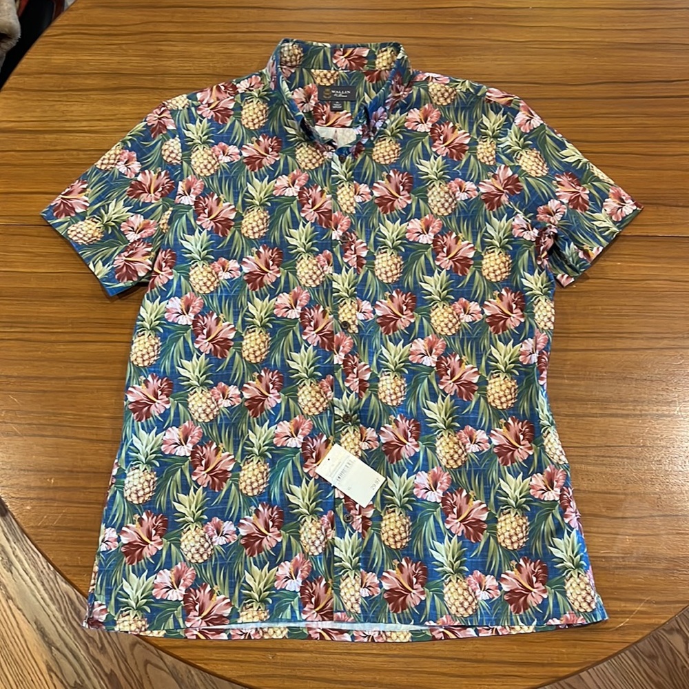 Wallin & Bros. XL Men’s Short Sleeve button down shirt tropical tiki pineapples